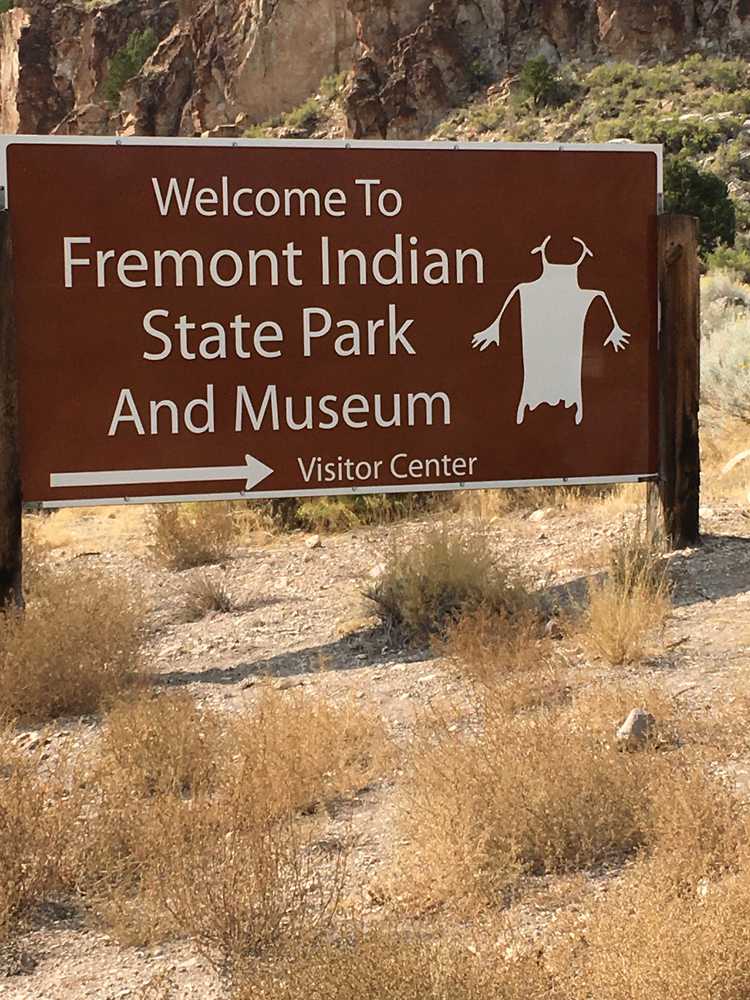 Fremont Indian State Park